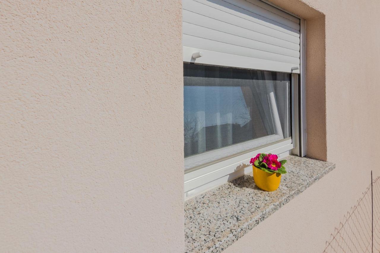 Lovely Apartment M&K In Peaceful Area - Zadar Eksteriør bilde